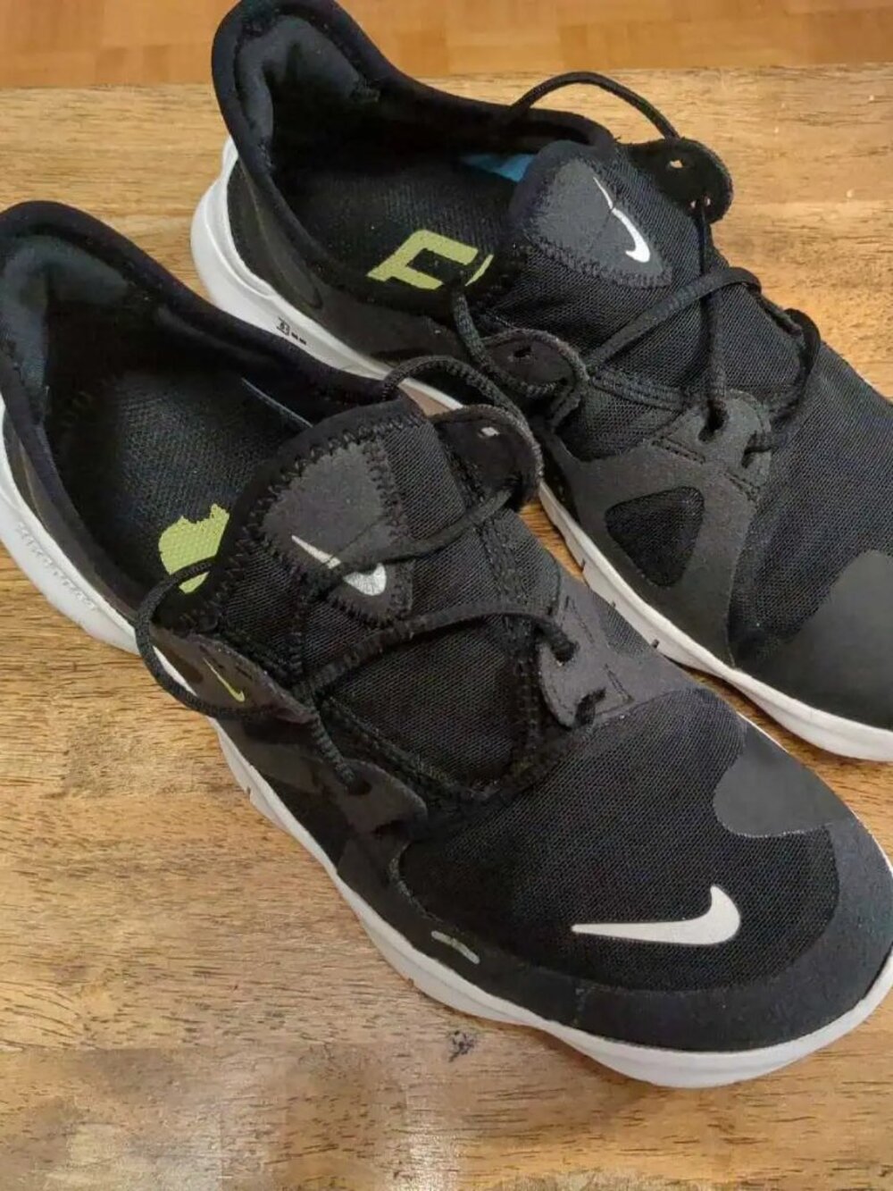 Unisex Nike Free RN 5. Running Shoes - Size 7.5W 6M